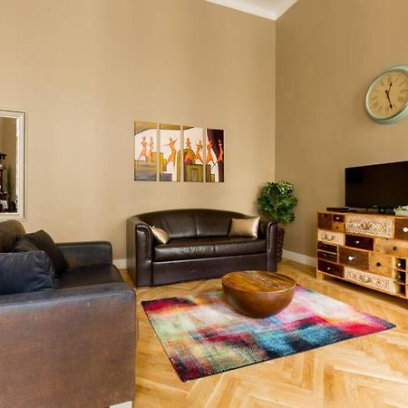 The Suite Mondain Apartment Budapest Exterior photo